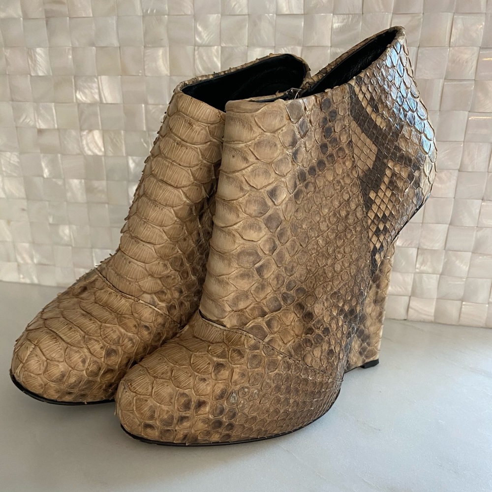 giuseppe zanotti python wedge bootie
